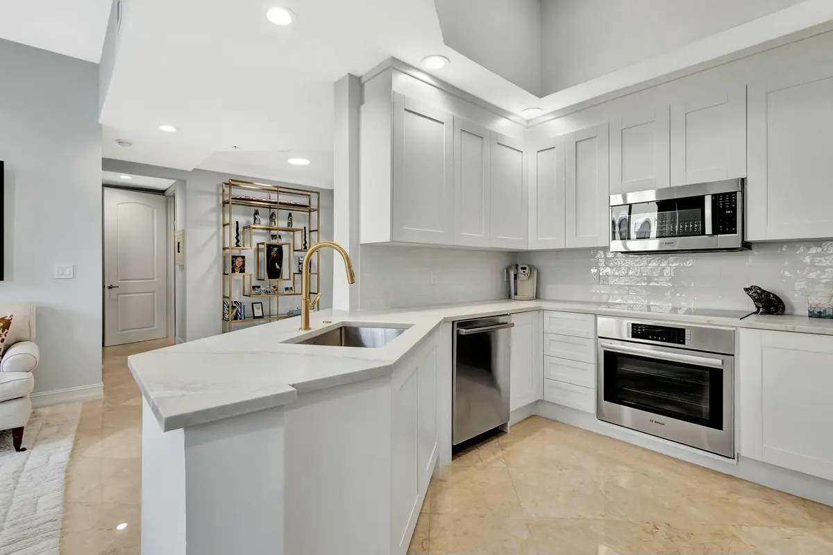 NEW APPLIANCES at 701 S Olive Avenue 2108, West Palm Beach