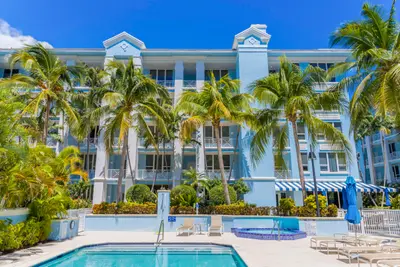 701 SE 21st Avenue 204, Deerfield Beach – sold