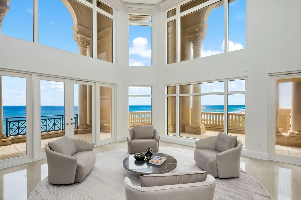 Great room at 2500 S Ocean Boulevard 903, Boca Raton
