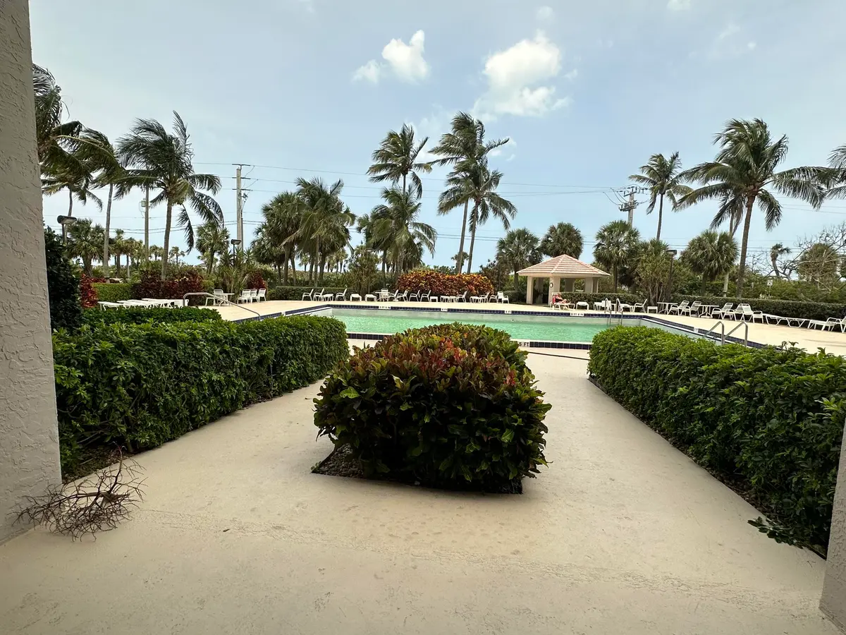 IMG-4210 at 5047 N Highway A1a Ph-2, Hutchinson Island