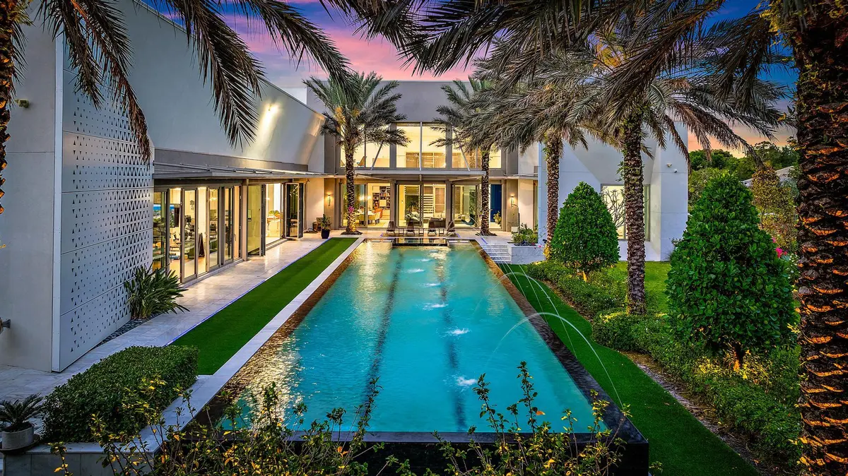 75 foot heated lap pool at 8119 Man O War Road, Palm Beach Gardens