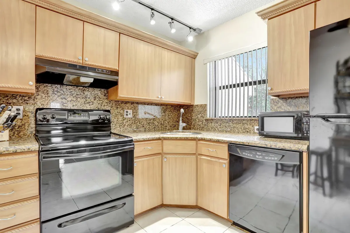 12-web-or-mls-001L1391 at 4165 Carambola Circle 2162, Coconut Creek