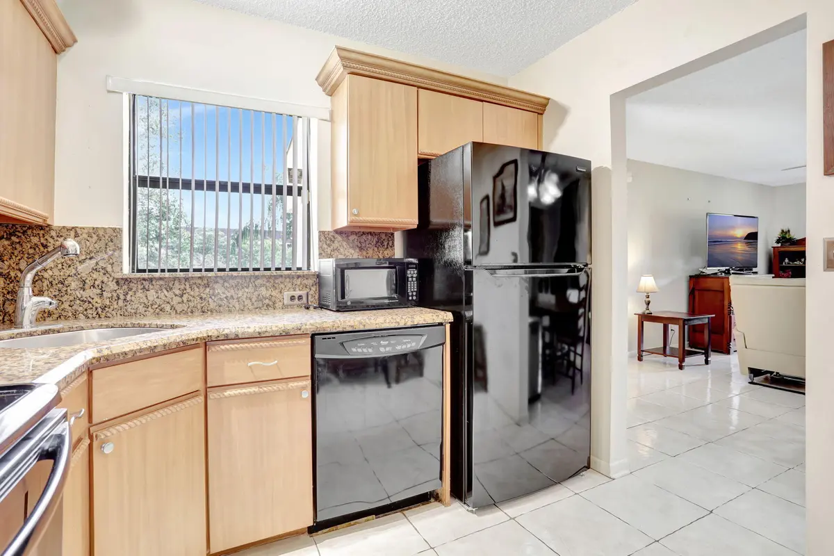 13-web-or-mls-001L1396 at 4165 Carambola Circle 2162, Coconut Creek