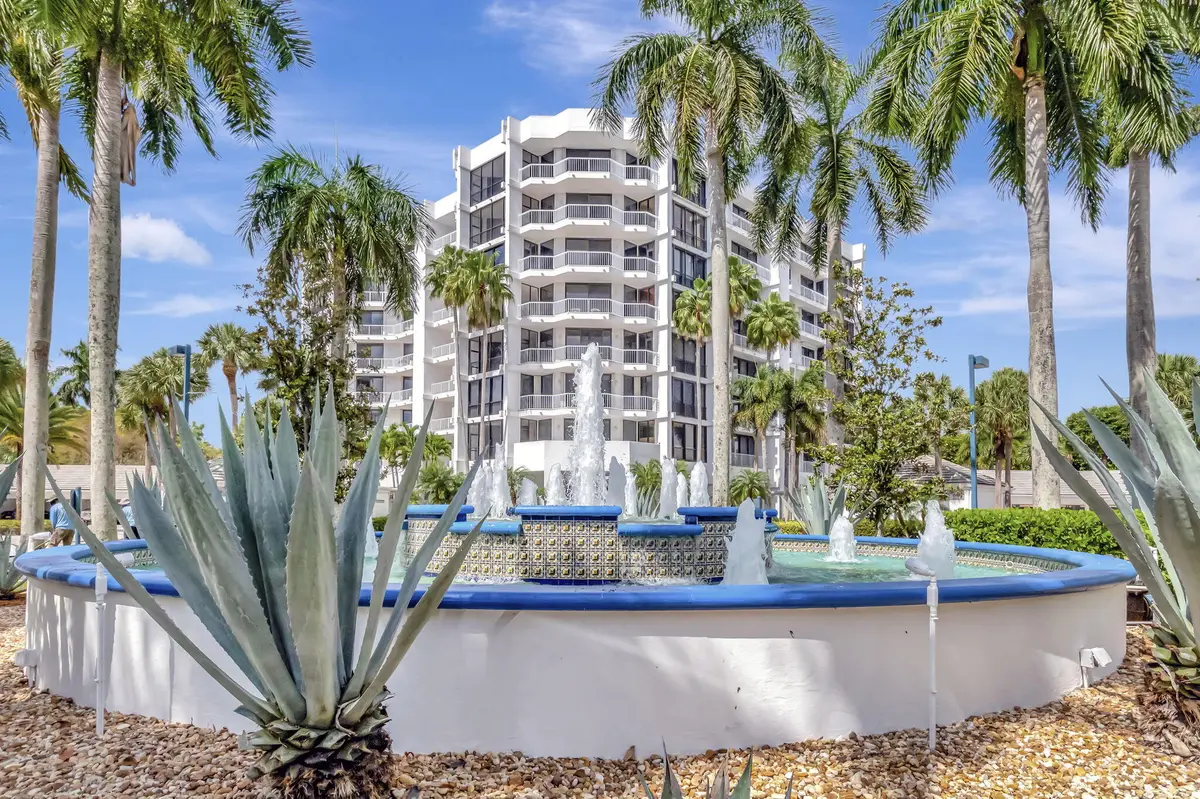 1-web-or-mls-DSC_1338 at 20290 Fairway Oaks Drive 254, Boca Raton