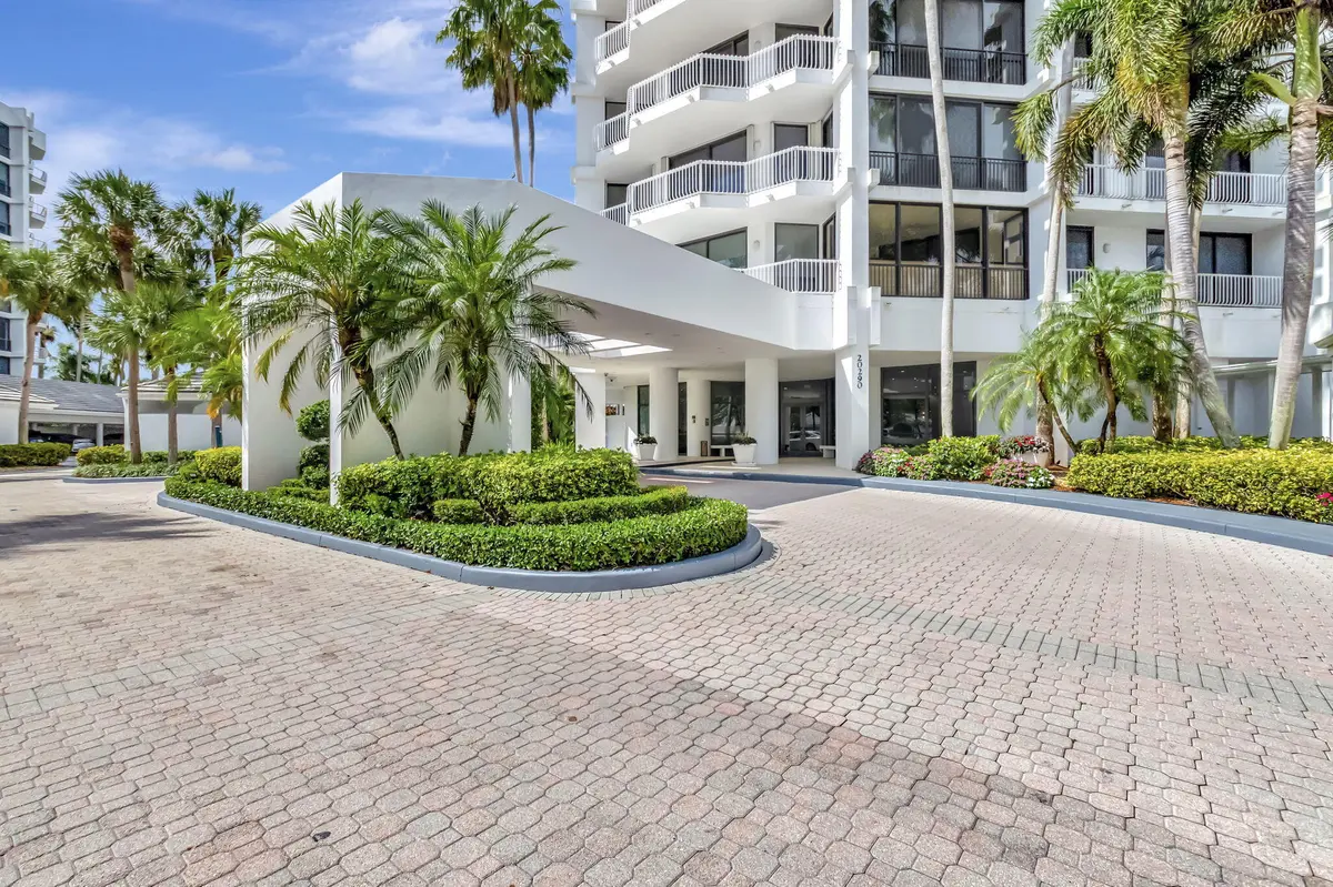 3-web-or-mls-DSC_1348 at 20290 Fairway Oaks Drive 254, Boca Raton