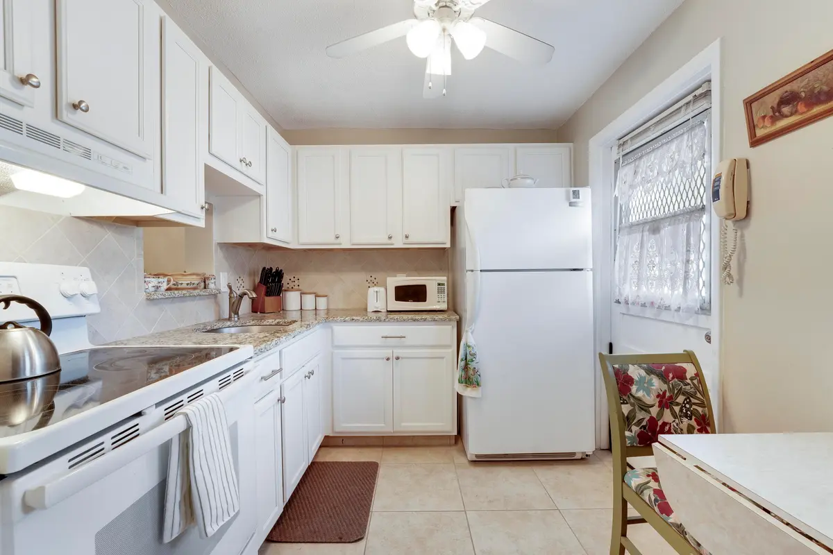 House-2 at 2223 NE 1st Court 105, Boynton Beach