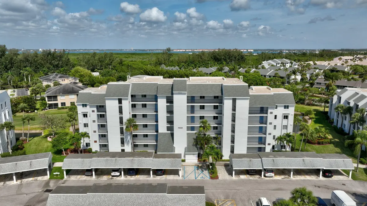 7400 CATAMARAN BUILDING at 2400 S Ocean Drive 7452, Fort Pierce
