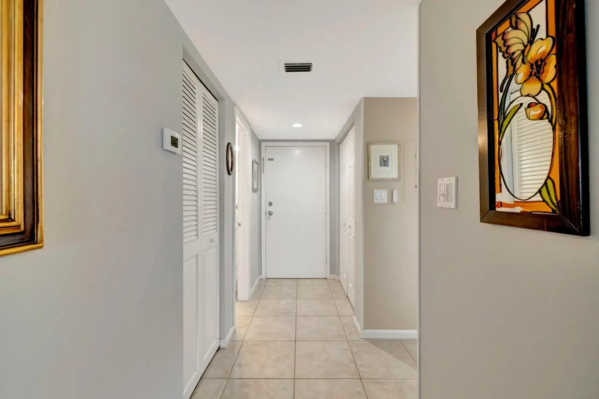 ENTRY FOYER at 2400 S Ocean Drive 7452, Fort Pierce