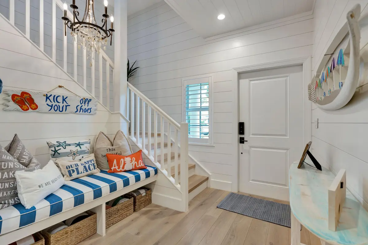_MLP9015 at 270 Mercury Road D, Juno Beach
