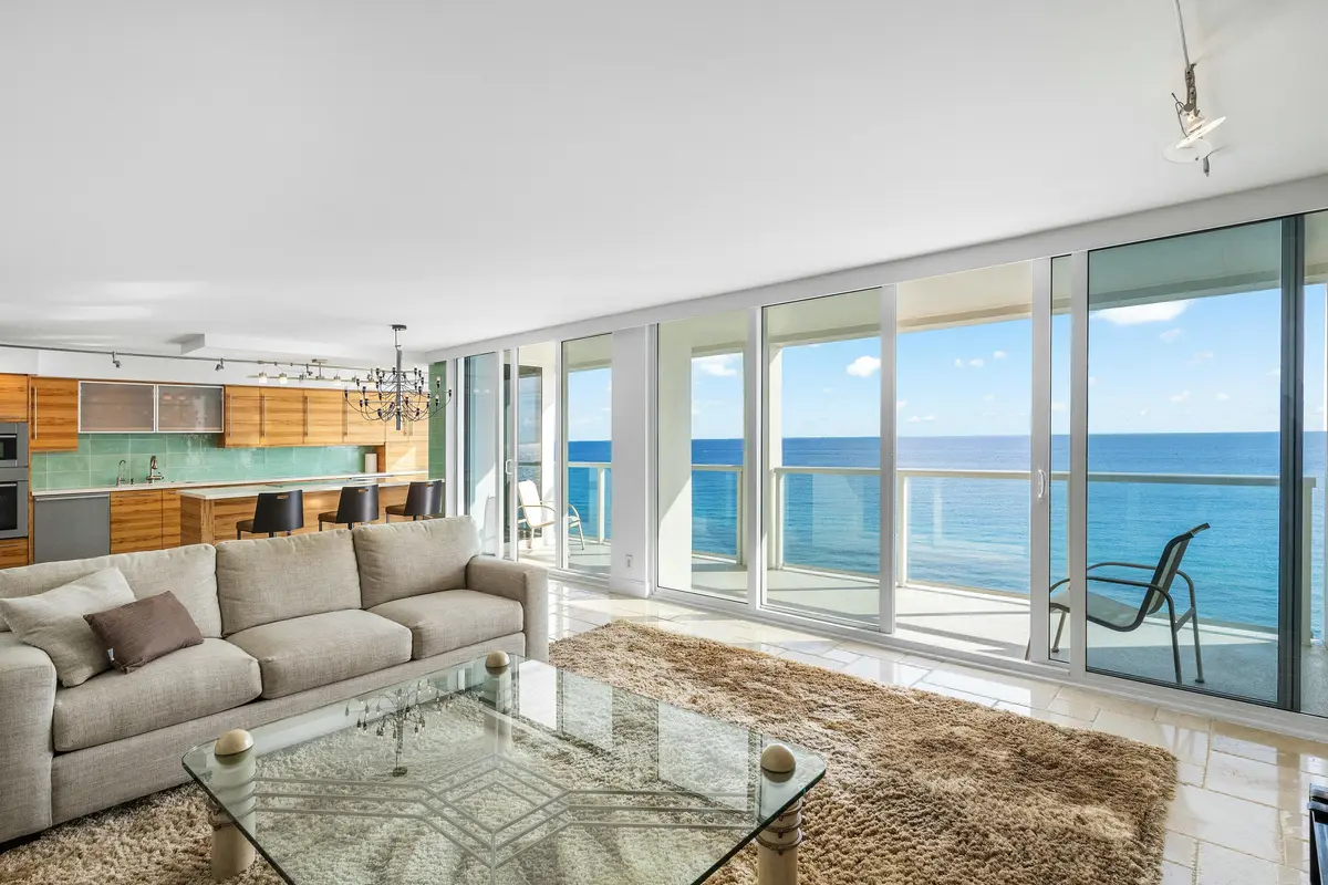 2800 S Ocean Boulevard 18k at 2800 S Ocean Boulevard 18k, Boca Raton