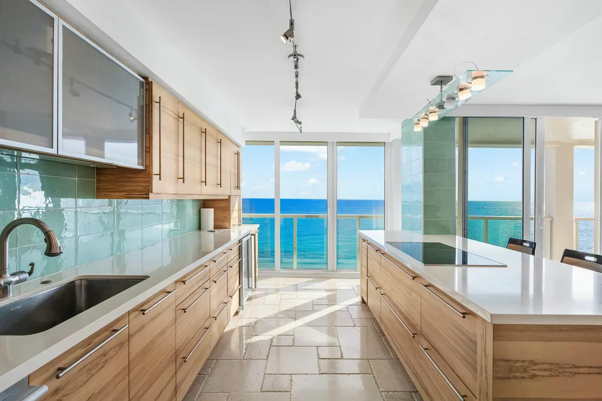 2800 S Ocean Boulevard 18k at 2800 S Ocean Boulevard 18k, Boca Raton