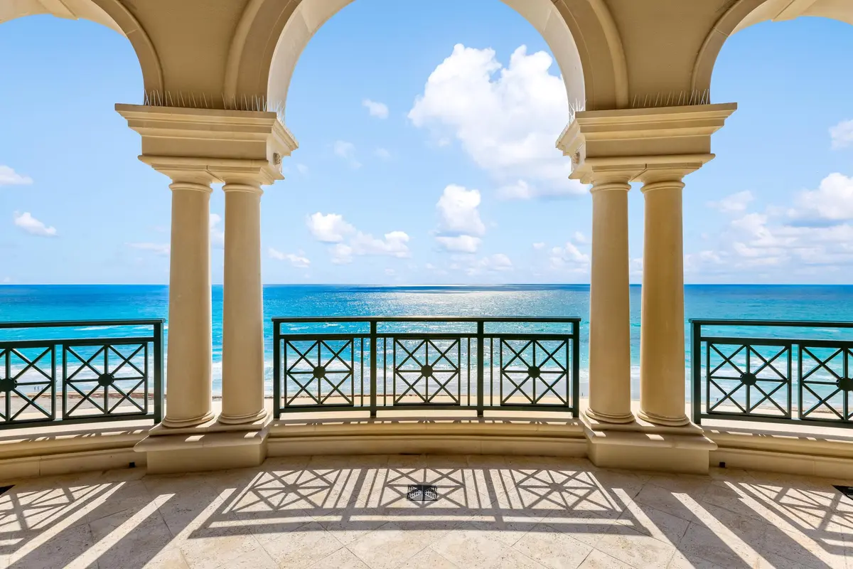 Luxuria, PH2 at 2500 S Ocean Boulevard Ph2, Boca Raton