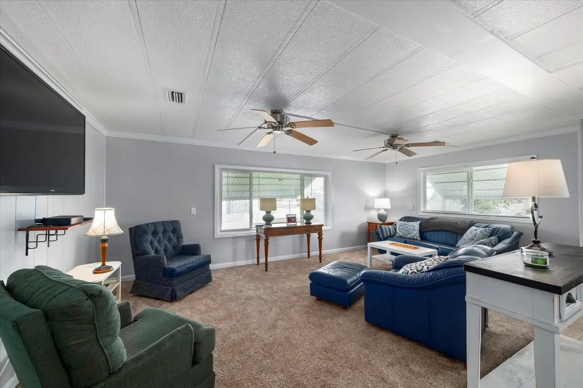 06-JMJ04884 at 261 NE Cameo Way, Jensen Beach