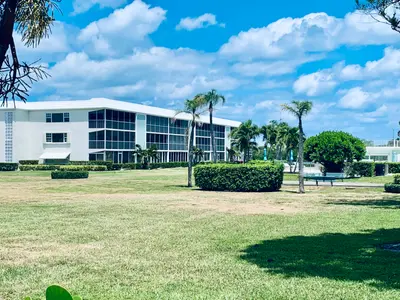 100 Waterway Road A304, Tequesta – sold