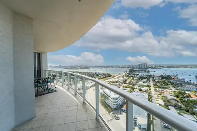 2700 N Ocean Drive 2106b, Singer Island – sold