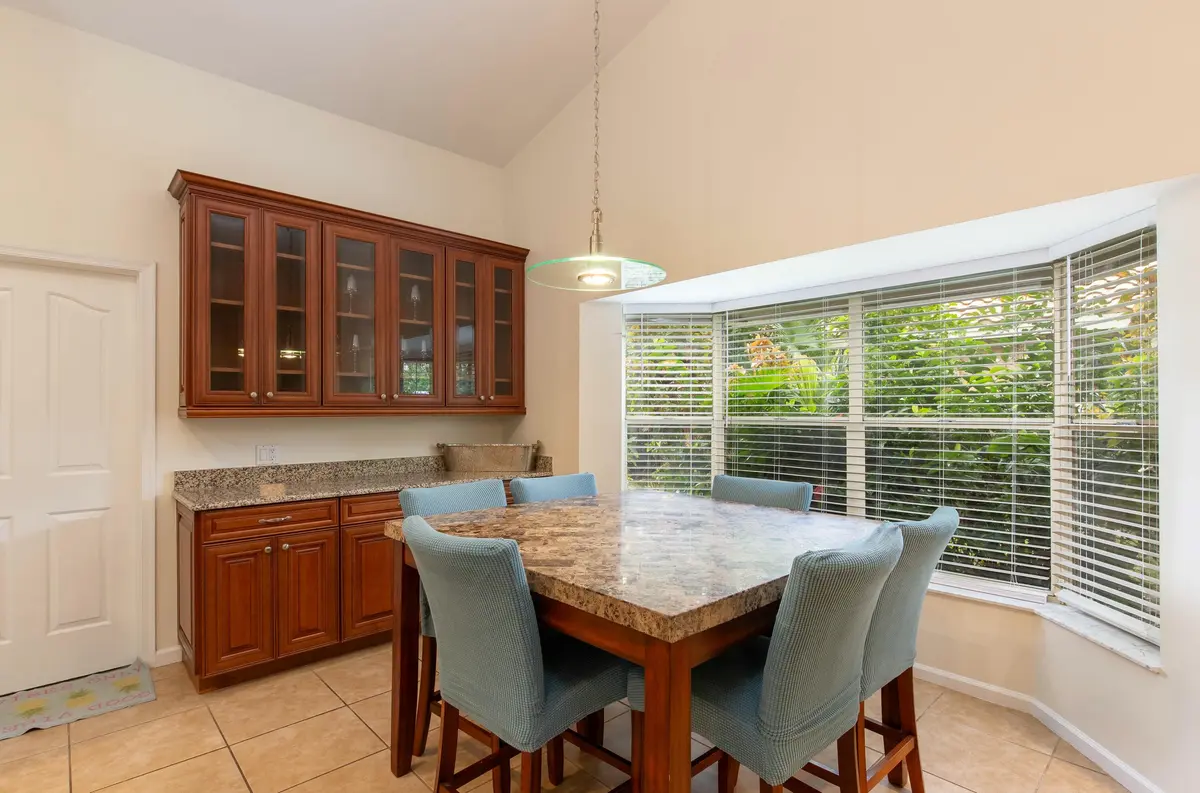 Breakfast area with built-in cabinets at 1741 Grantham Drive, Wellington