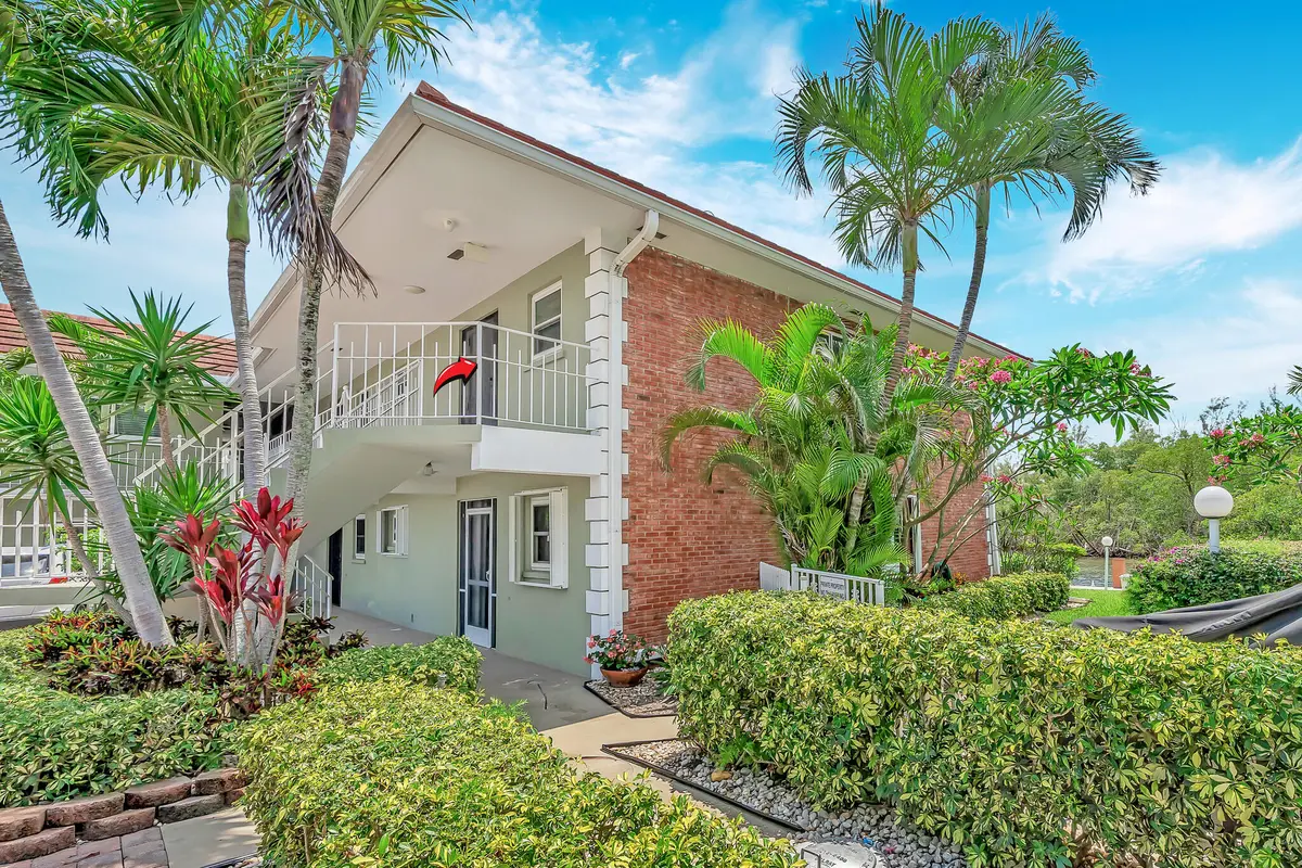 1 Exteriors (1) at 711 NE Harbour Terrace 4120, Boca Raton