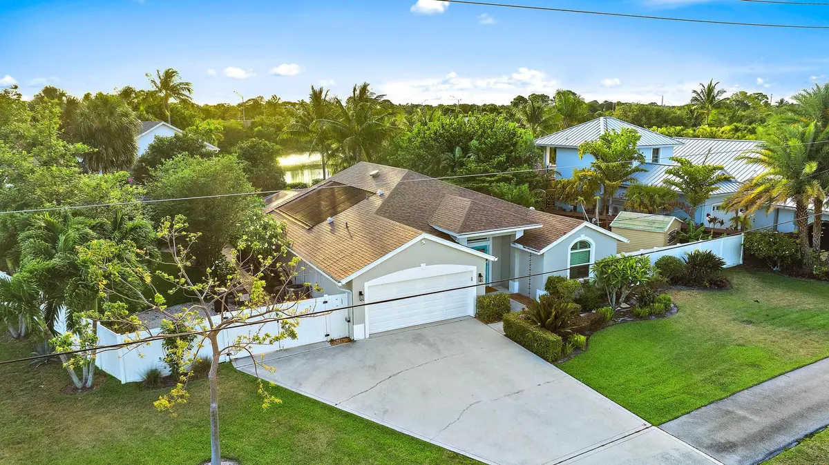 15129 Harriet Ave-2 at 15129 Harriet Avenue, Jupiter