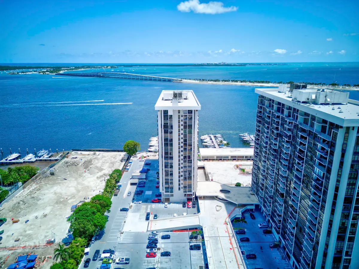 02_2 at 1865 Brickell Avenue A611, Miami