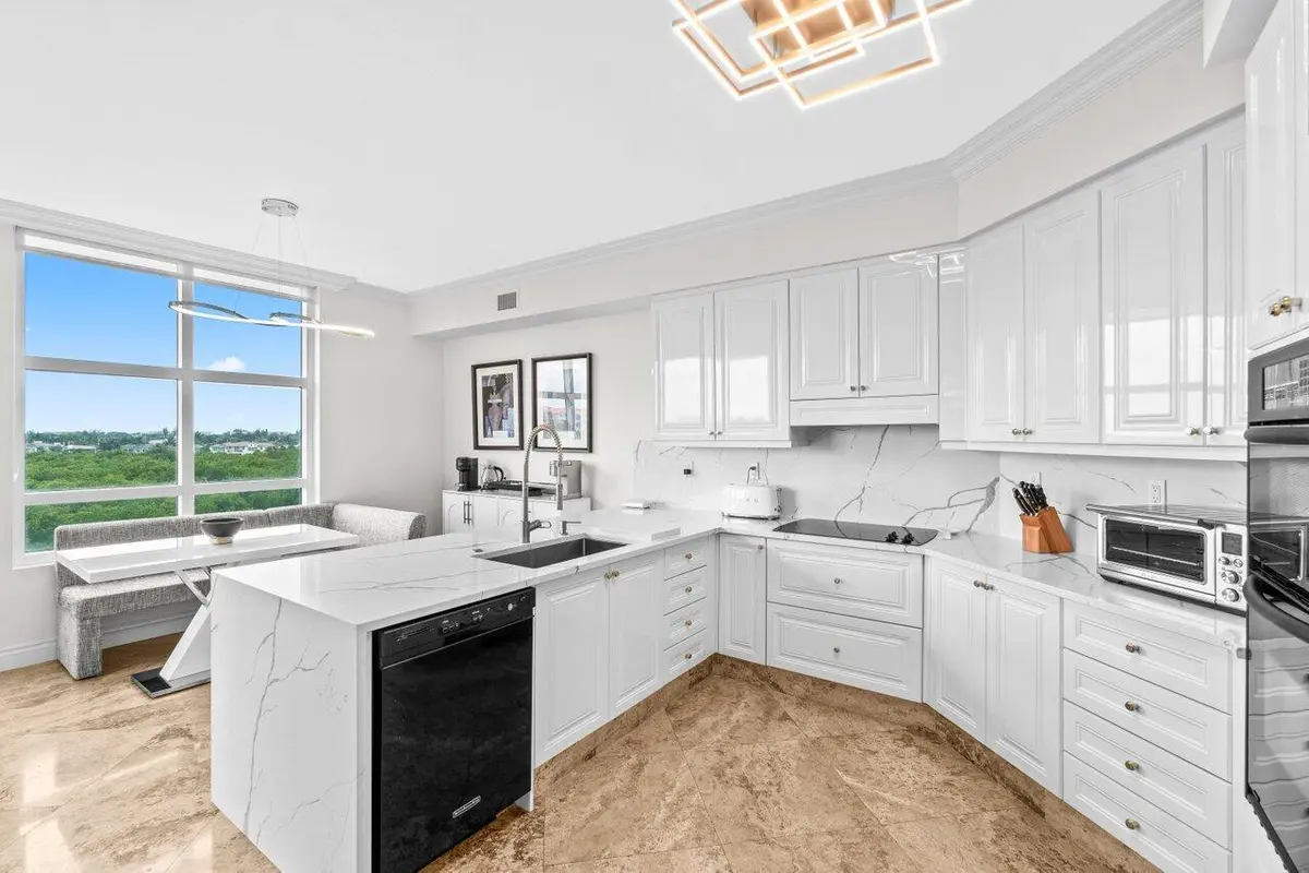 004-3740SouthOceanBoulevard-403-Highland at 3740 S Ocean Boulevard 403, Highland Beach