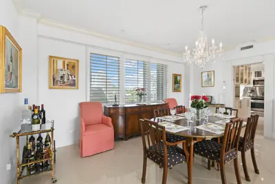 389 S Lake Drive 4h, Palm Beach – sold