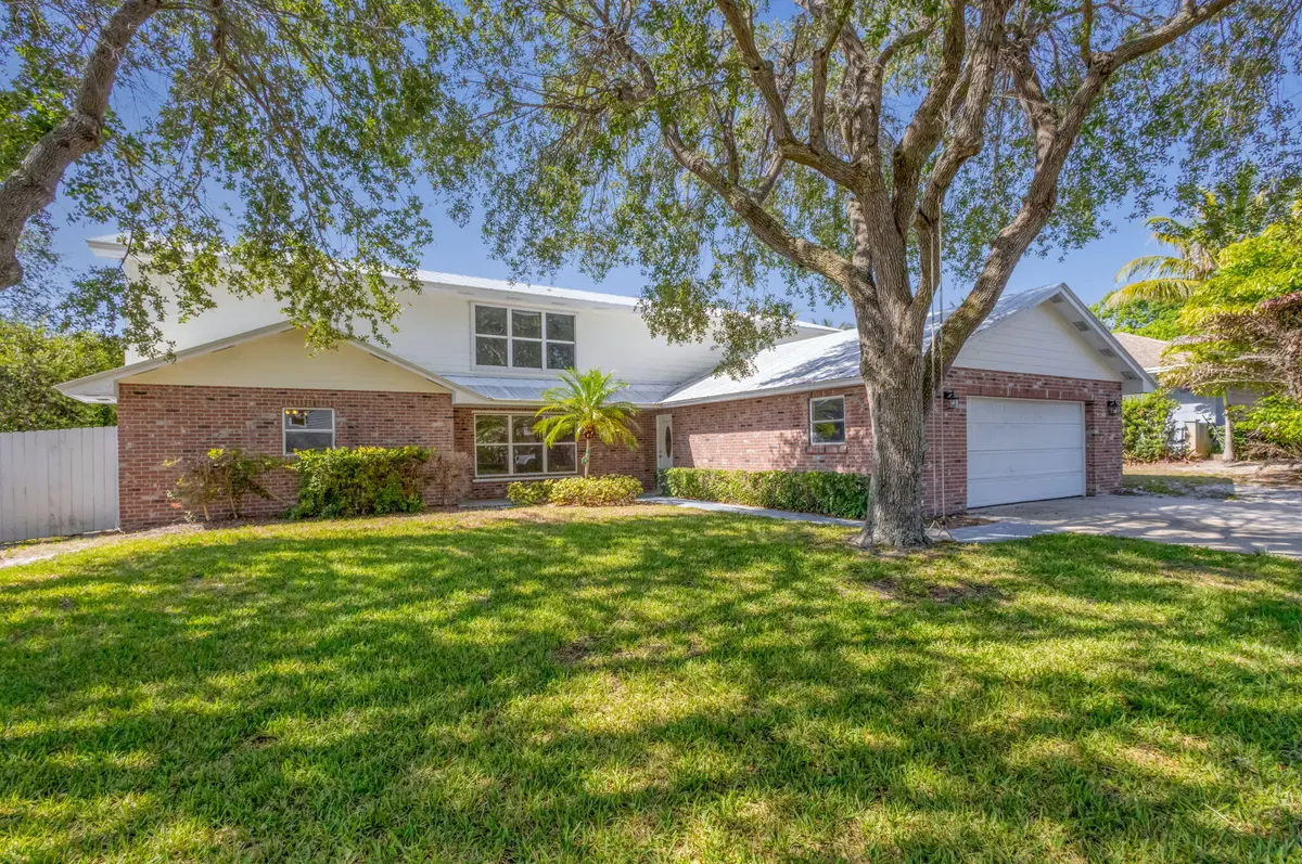 4-web-or-mls-5D1A4724_HDR - Copy at 8888 SE Colony Street, Hobe Sound