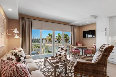 250 Bradley 601 Place 601, Palm Beach – sold