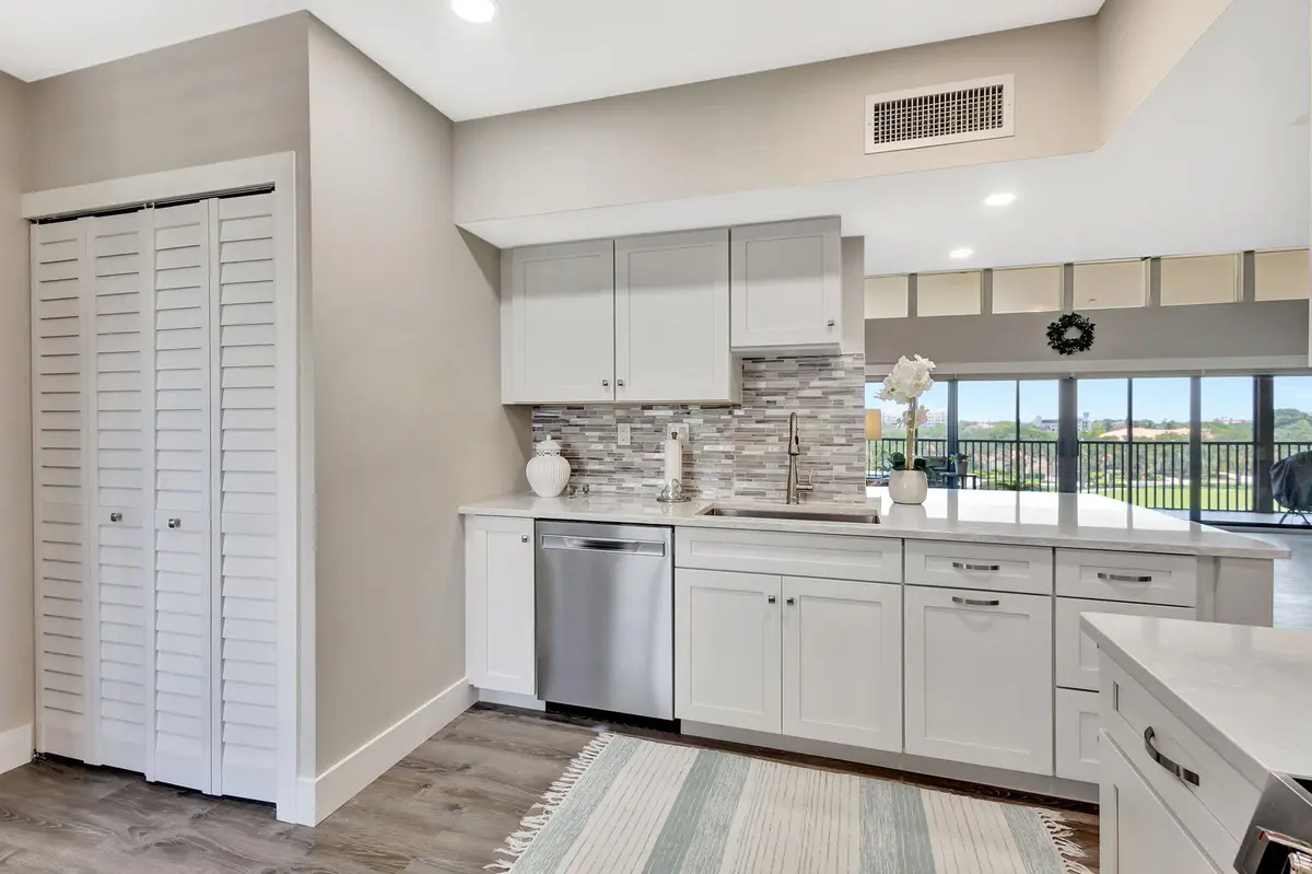 13-web-or-mls-5D1A3469 at 16940 Bay Street N505, Jupiter