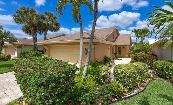 Exterior of home at 150 Beach Summit Court, Jupiter