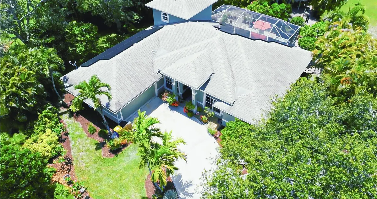 1 Roof Pic at 4292 SE Rainbows End, Stuart