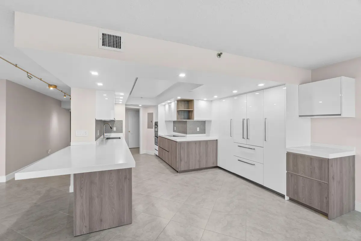 KITCHEN at 4001 N Ocean Boulevard 1602, Boca Raton