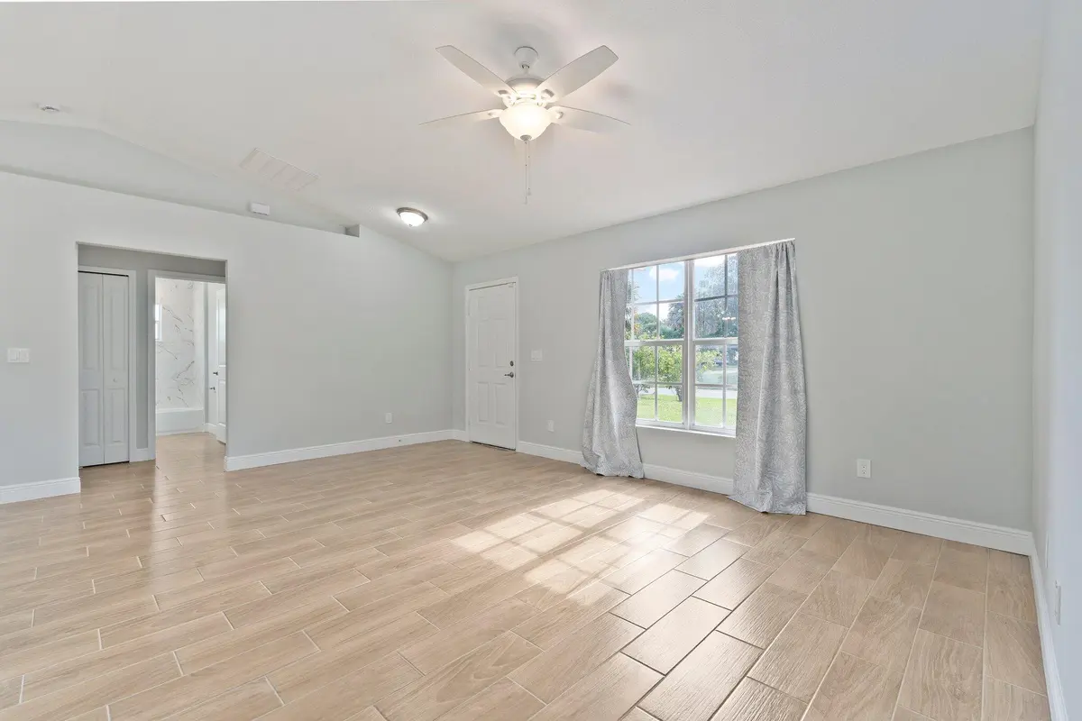 8-web-or-mls-DSC00615 at 5609 Sunset Boulevard, Fort Pierce