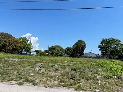 172 W 16th Street, Riviera Beach – Unimproved Land for sale