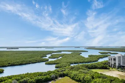 5049 N Highway A1a 1905, Hutchinson Island – Condominium for sale
