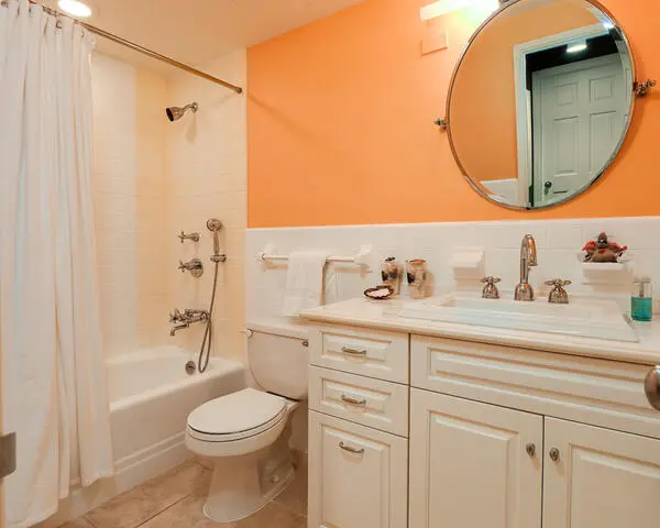 250 Bradley Pl 609 - Bathroom 2 at 250 Bradley Place 609, Palm Beach