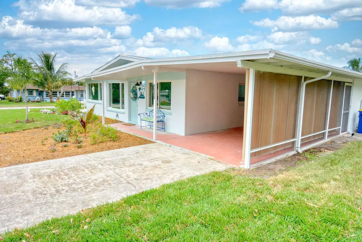 DSC_6815LA at 1315 NE Flora Place, Jensen Beach