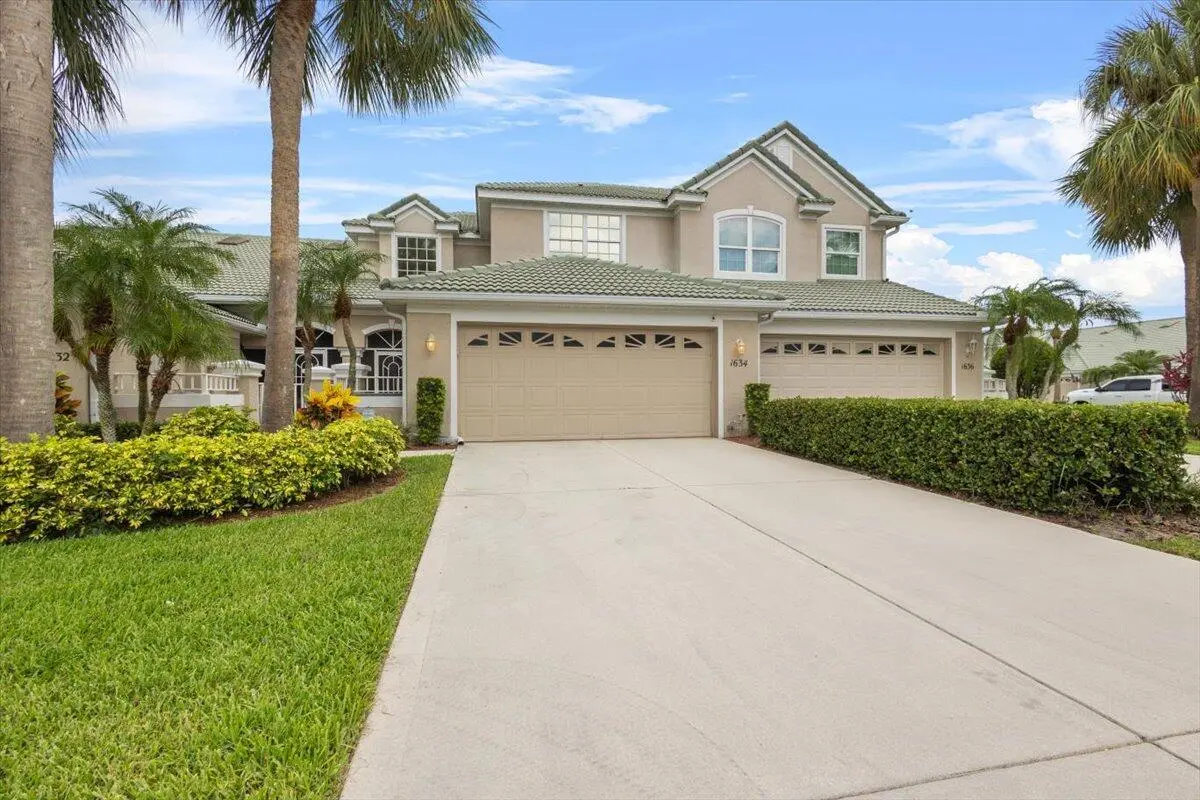 01-GG3A3417 at 1634 SW Harbour Isles Circle 89, Port St. Lucie
