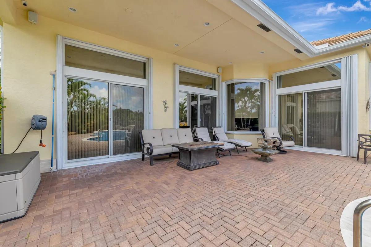 Covered Patio at 699 SW River Bend Circle, Stuart