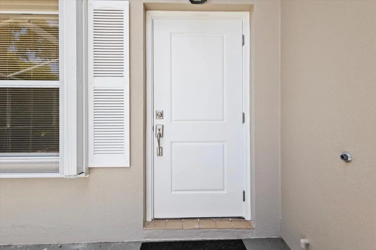 28-GG3A3813 at 2846 SW Lakemont Place, Palm City