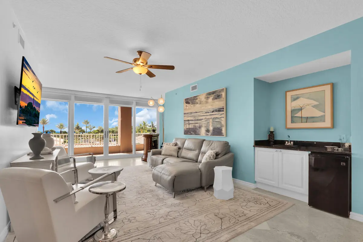 10_Image_10_mls at 700 Ocean Royale Way 202, Juno Beach