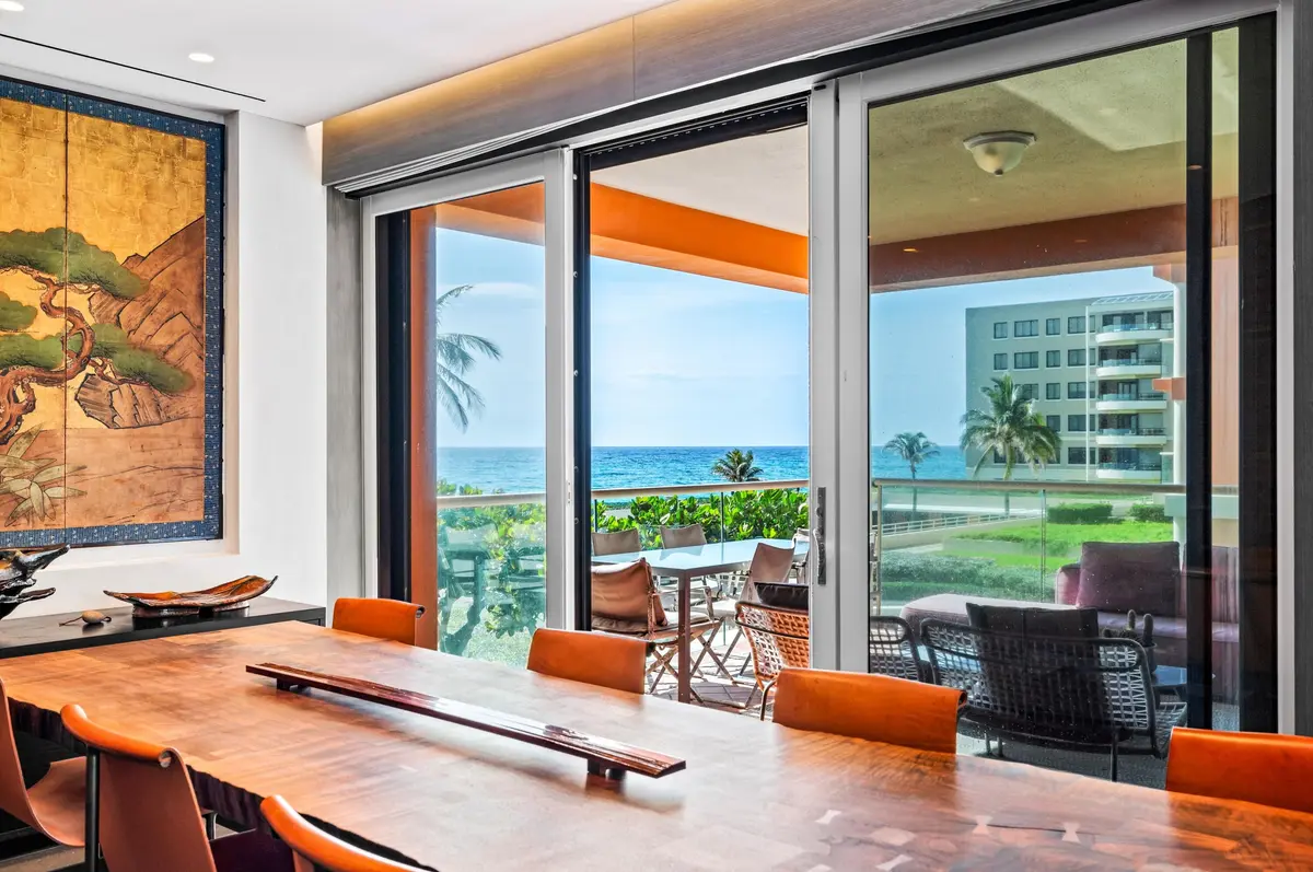 mls_DINING_DETAIL_DT at 2 N Breakers Row N25, Palm Beach