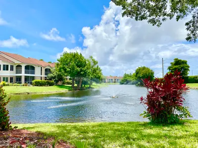 815 W Boynton Beach Boulevard 16-201, Boynton Beach – Condominium for sale