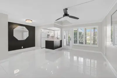 808 SE 7th Street 107, Deerfield Beach – Condominium for sale