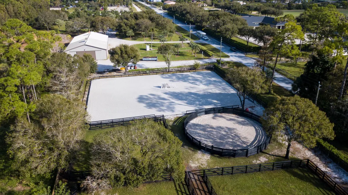 20230531205727562274000000-o at 13529 E Citrus Drive, Loxahatchee Groves