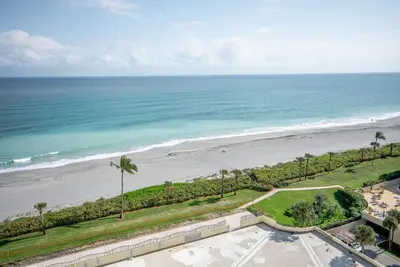 200 Ocean Trail Way 1009, Jupiter – sold