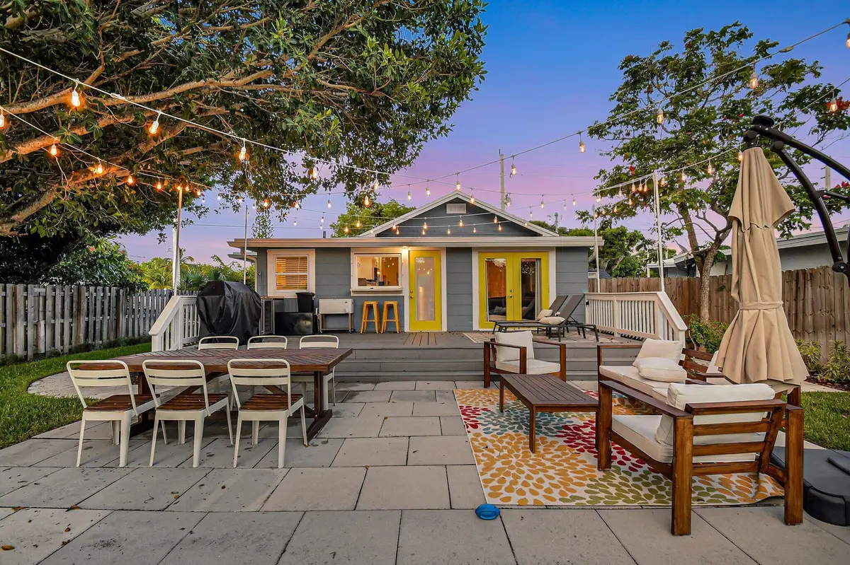 3-web-or-mls-DSC_9450 at 826 SE 4th Avenue, Delray Beach