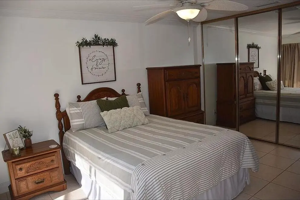 Master Bedroom at 1101 Sun Terrace Court, Palm Beach Gardens