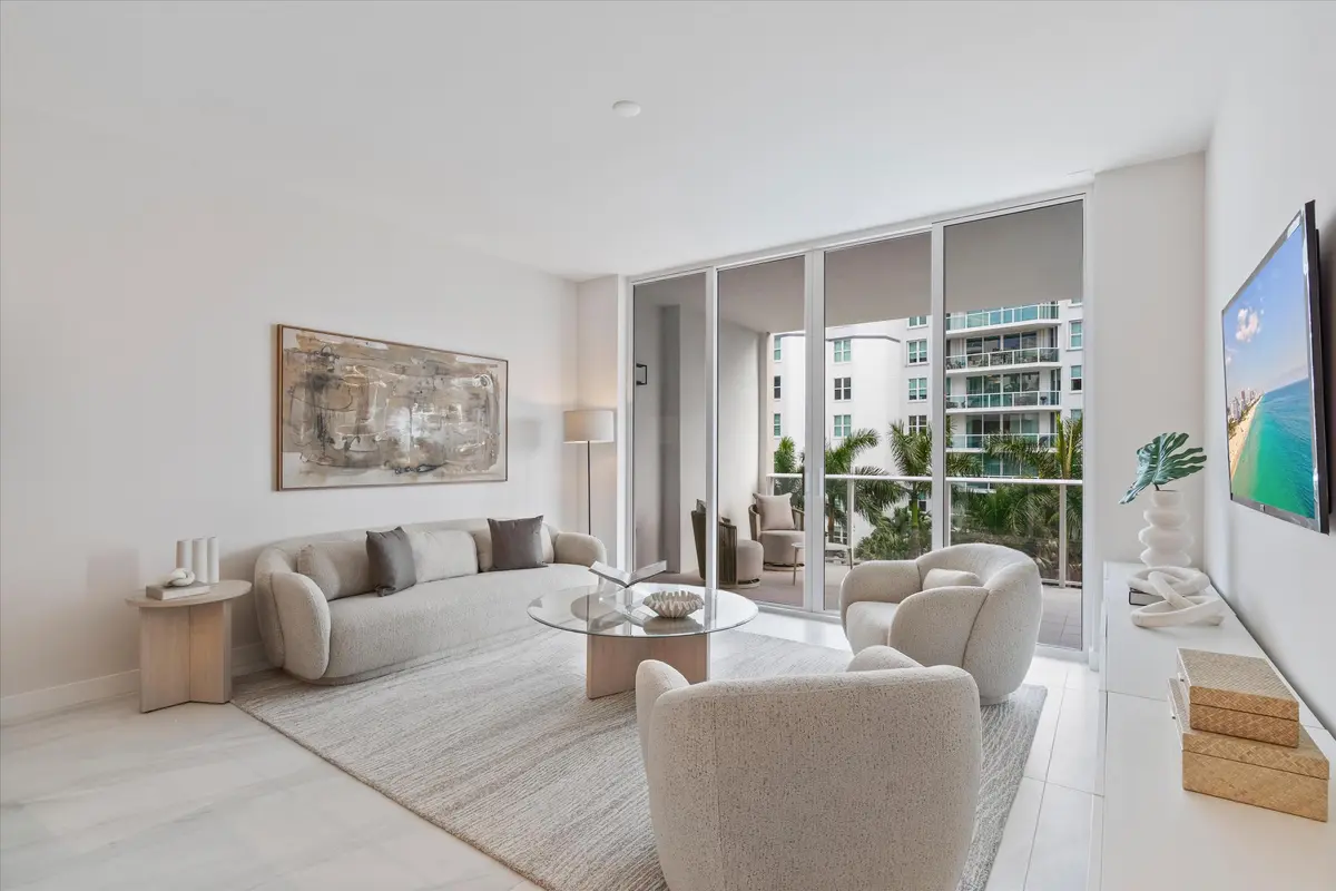 Great Room at 220 SE Mizner Boulevard 512, Boca Raton