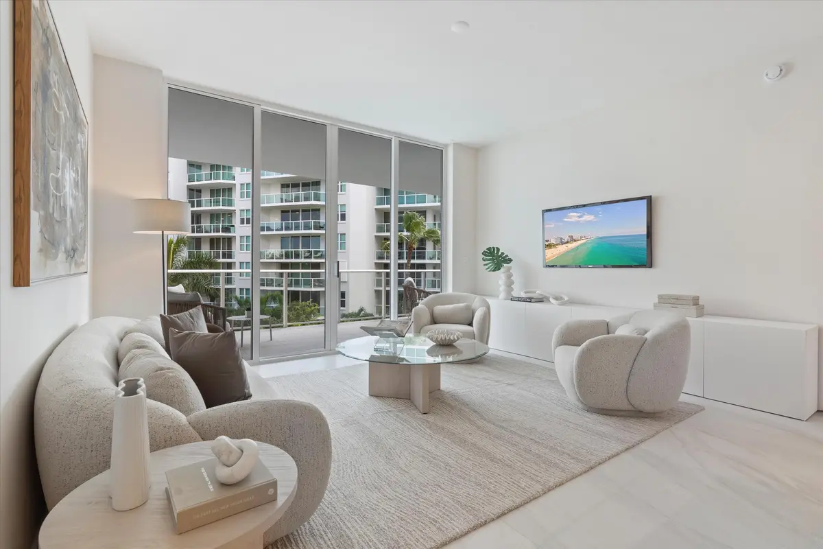 Great Room at 220 SE Mizner Boulevard 512, Boca Raton