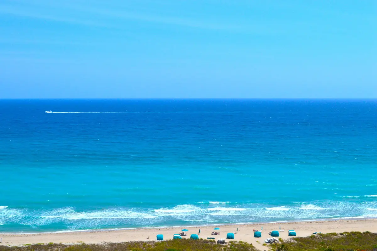 840ft of pristine private beaches at 4101 N Ocean Boulevard 1604, Boca Raton